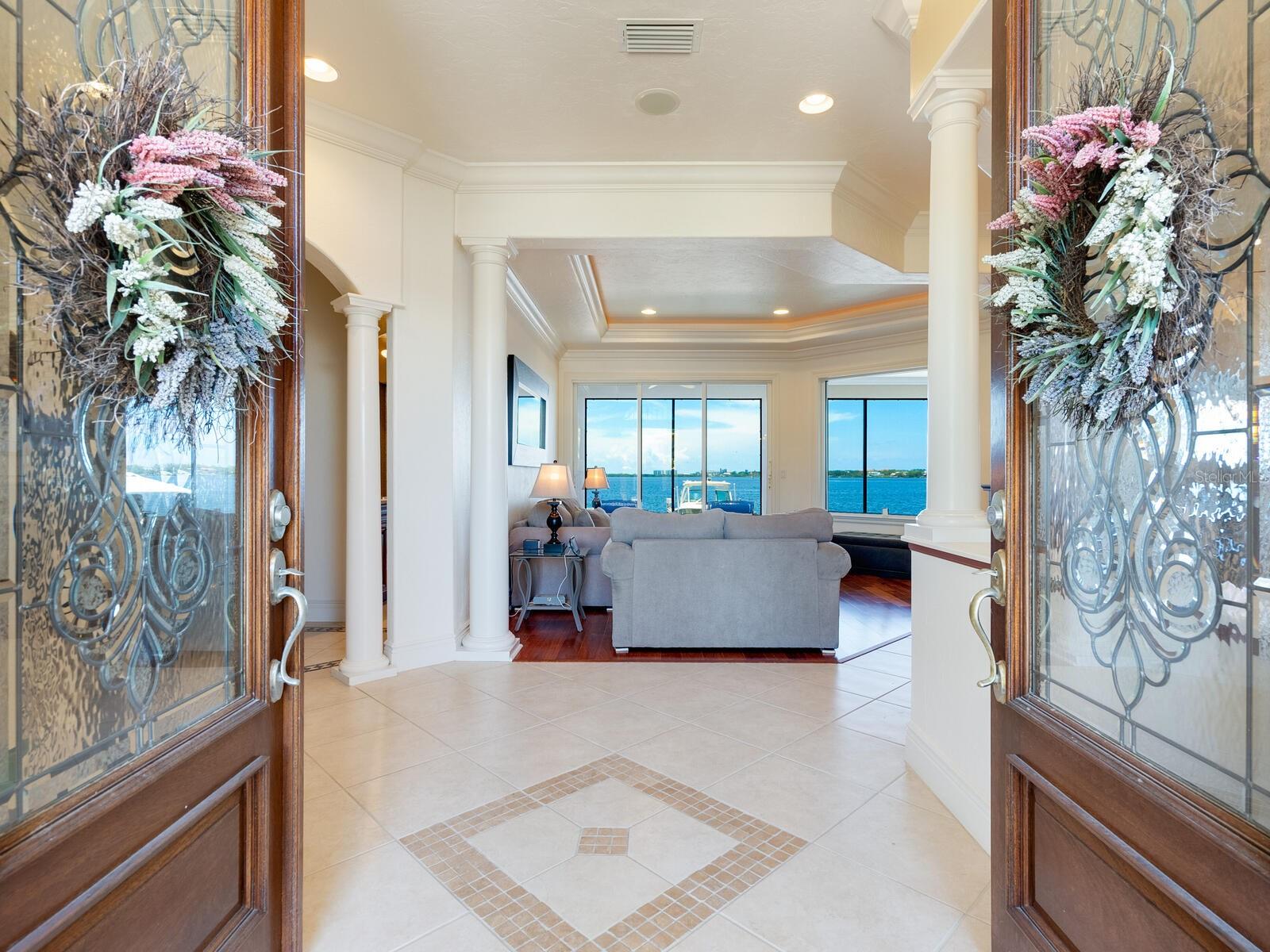 SOUTHPOINTE SHORES - Residential
