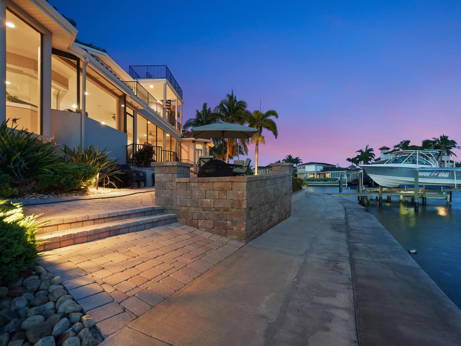 SOUTHPOINTE SHORES - Residential