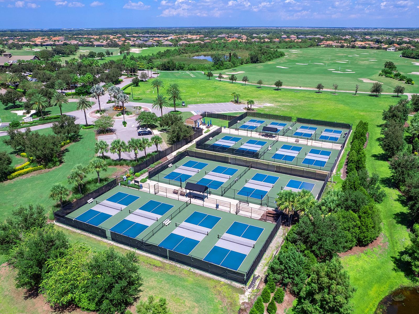 COUNTRY CLUB EAST AT LAKEWD RNCH PP - Residential