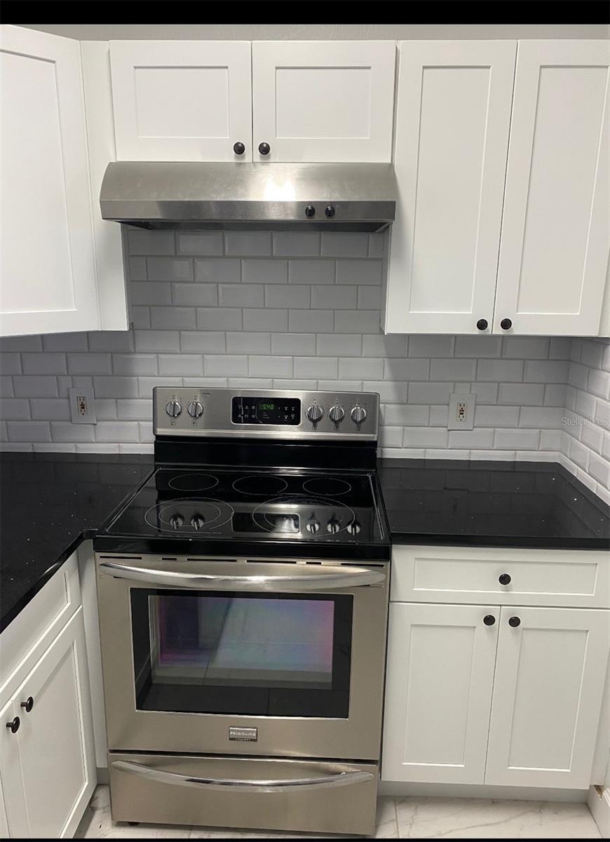 HAMPTONS/METROWEST - Residential