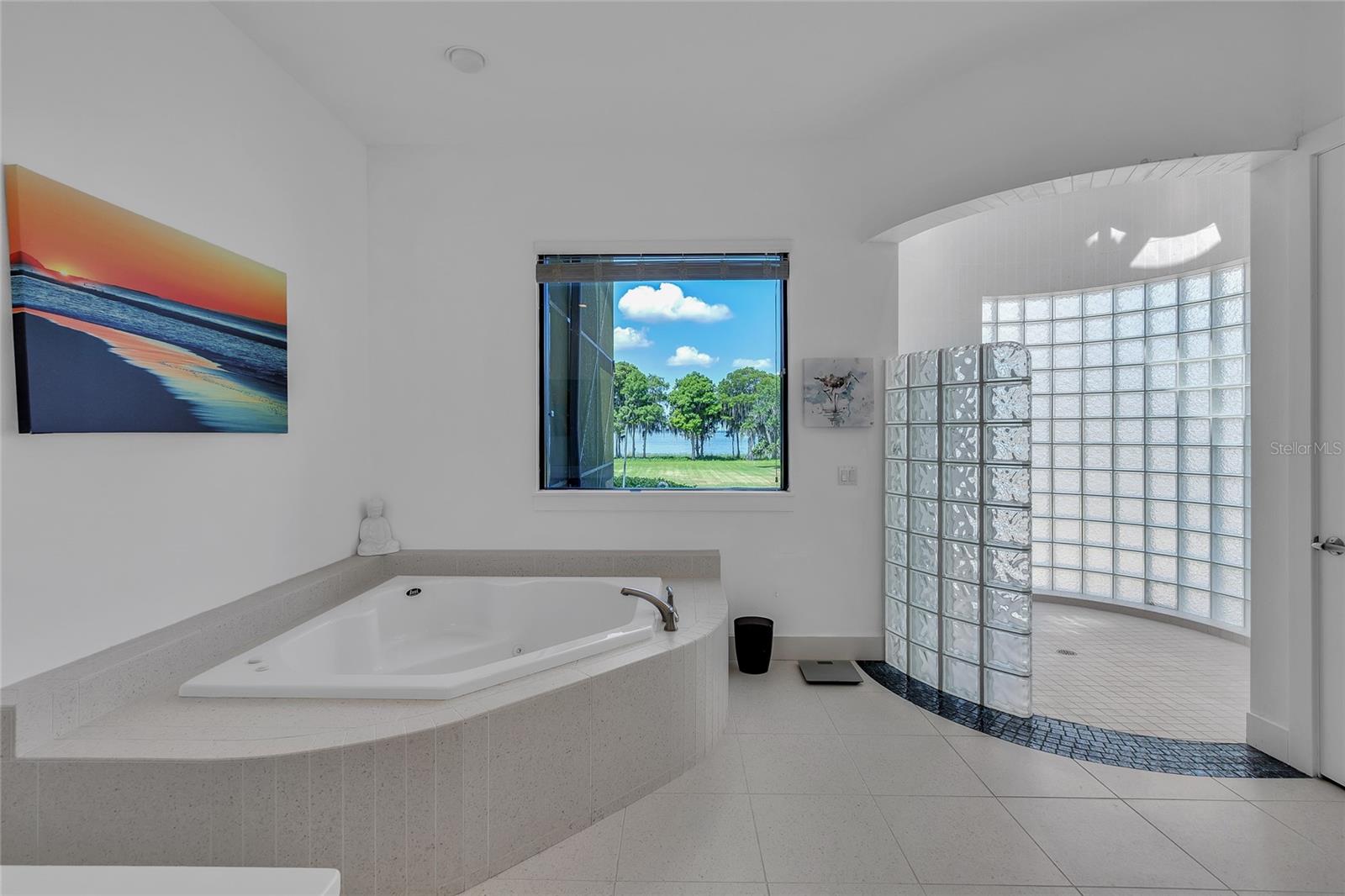 LAKE HARRIS HIGHLANDS SUB - Residential
