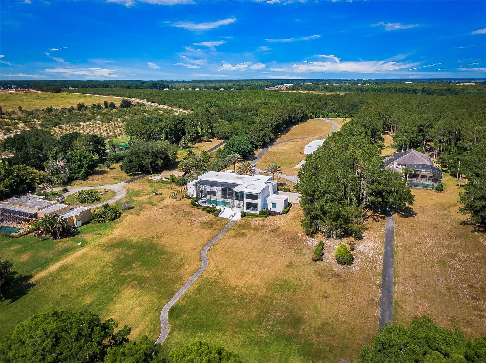 LAKE HARRIS HIGHLANDS SUB - Residential