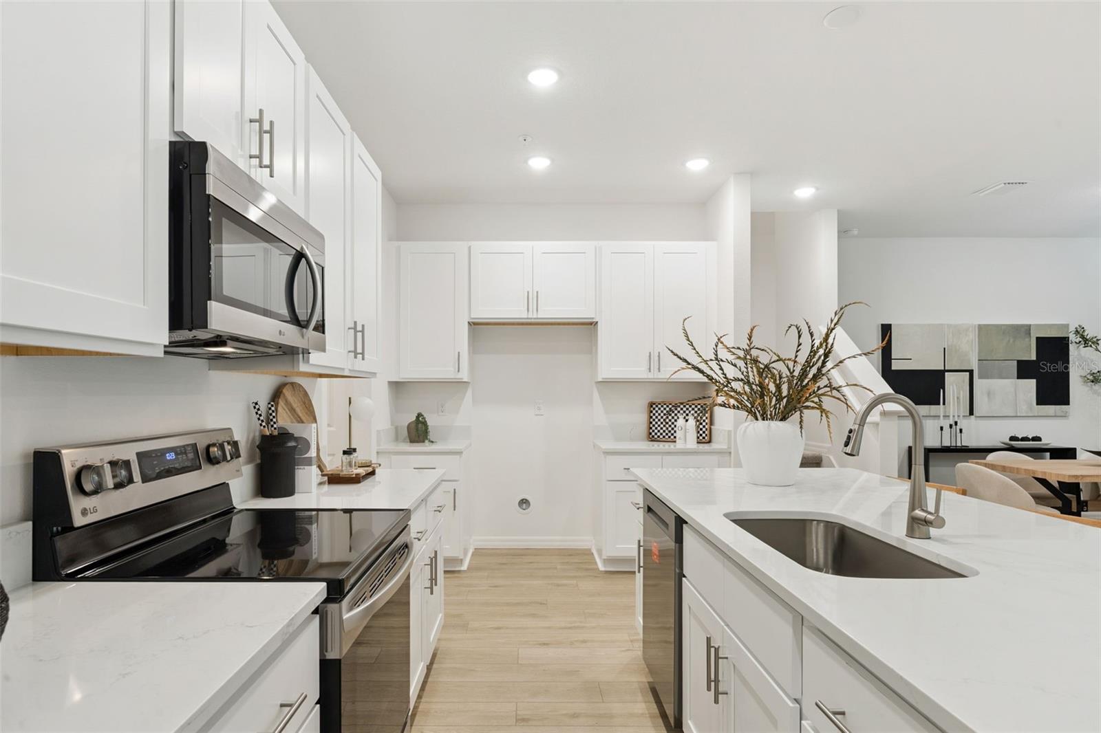 TERRA HAVEN - Residential