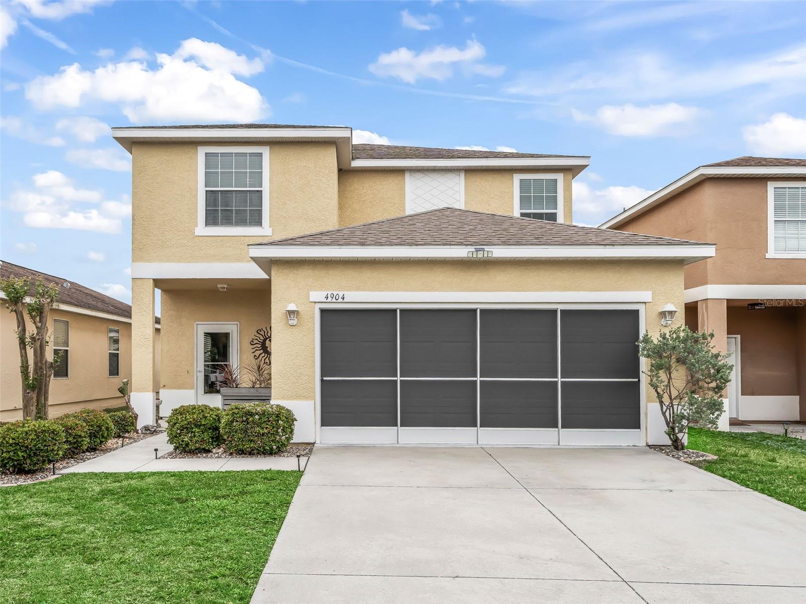 VILLAGES OF PARKWOOD - Residential