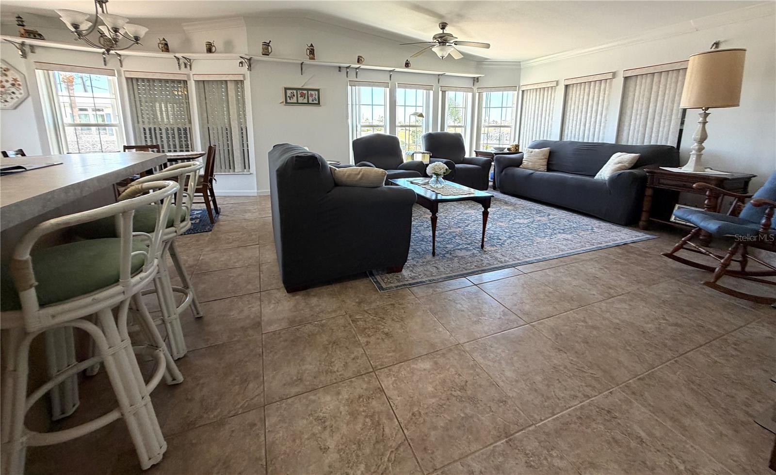 COUNTRY CLUB ESTATES - Residential