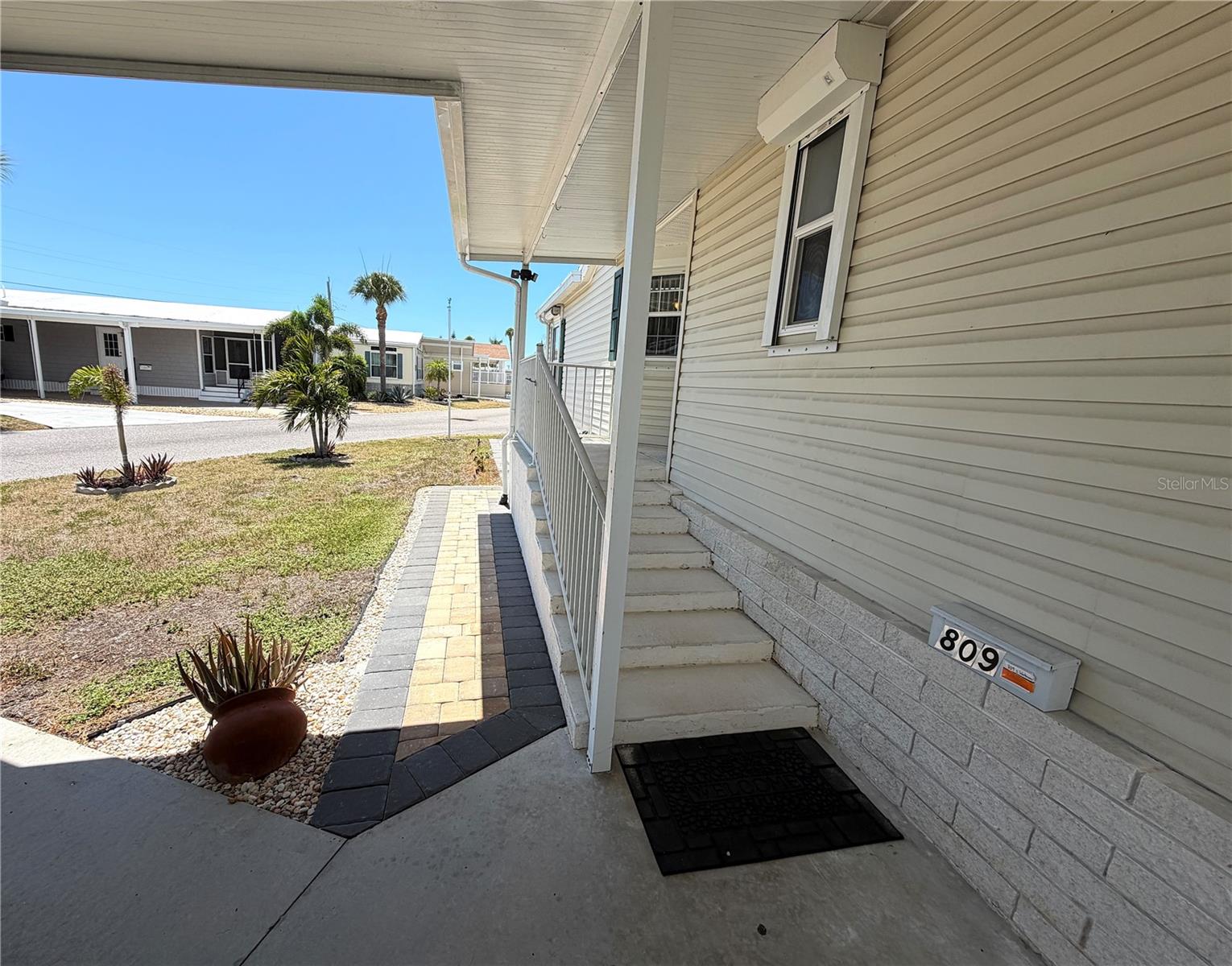 COUNTRY CLUB ESTATES - Residential