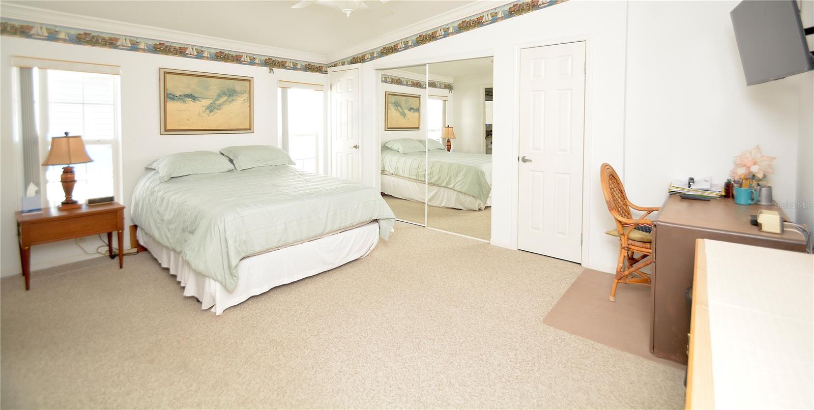 COUNTRY CLUB ESTATES - Residential