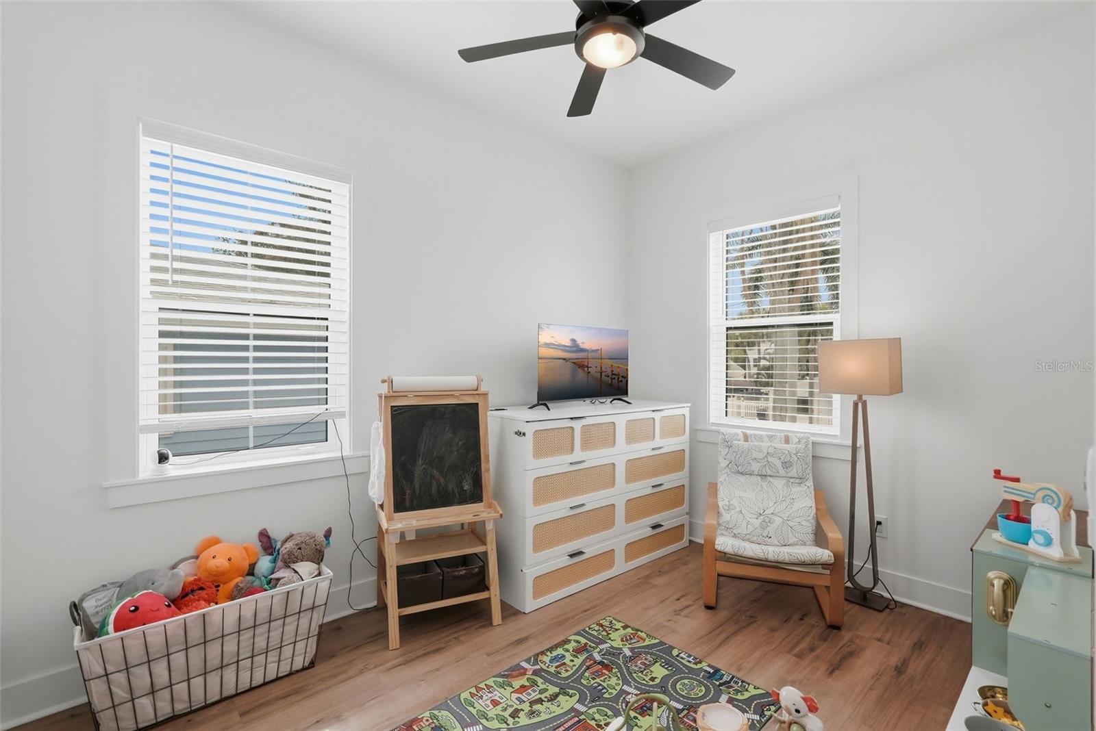 SHOREACRES CENTER - Residential
