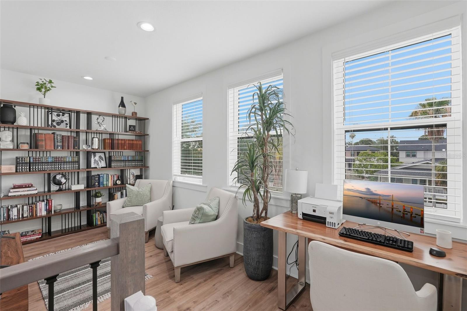 SHOREACRES CENTER - Residential