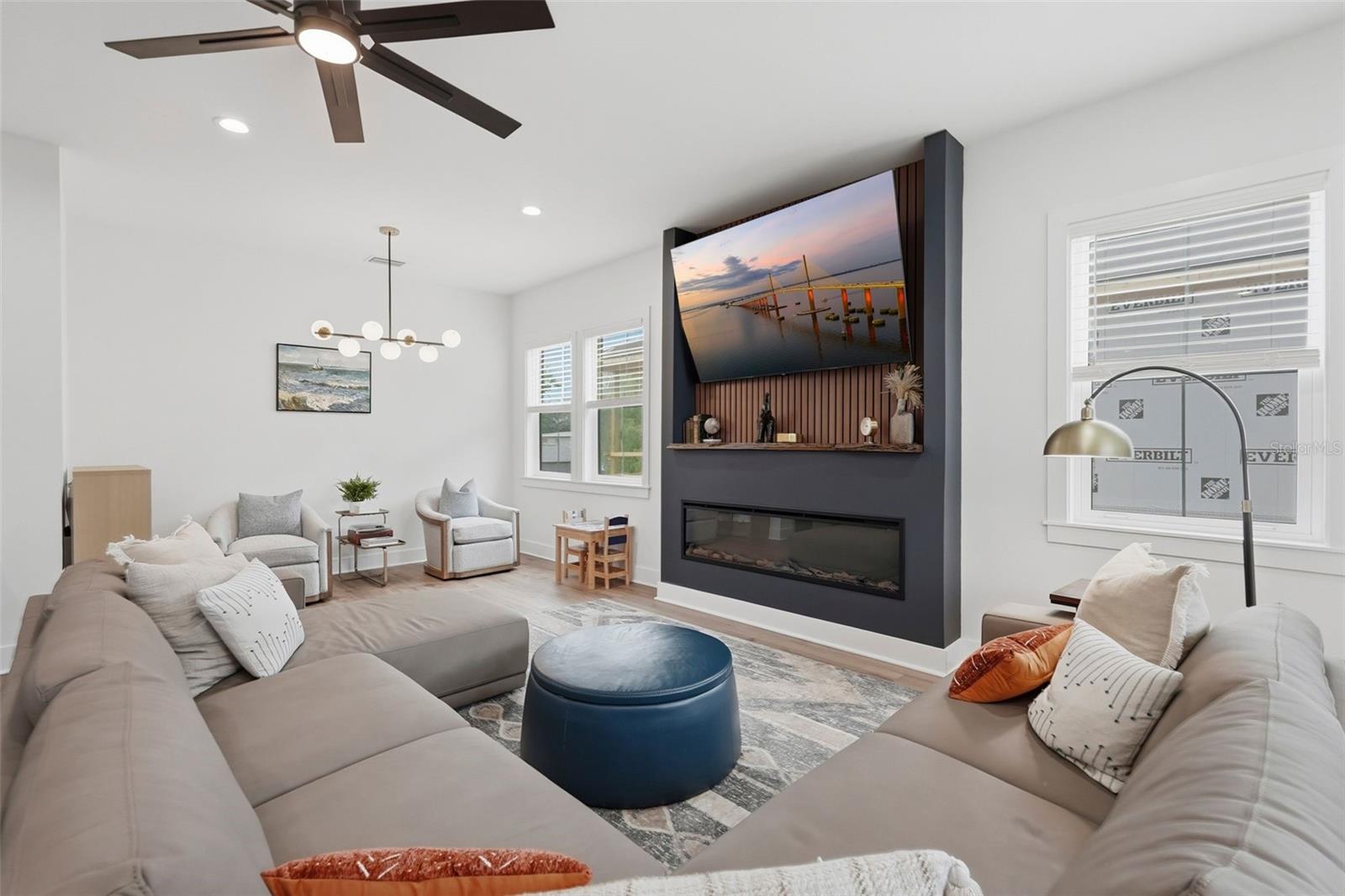 SHOREACRES CENTER - Residential