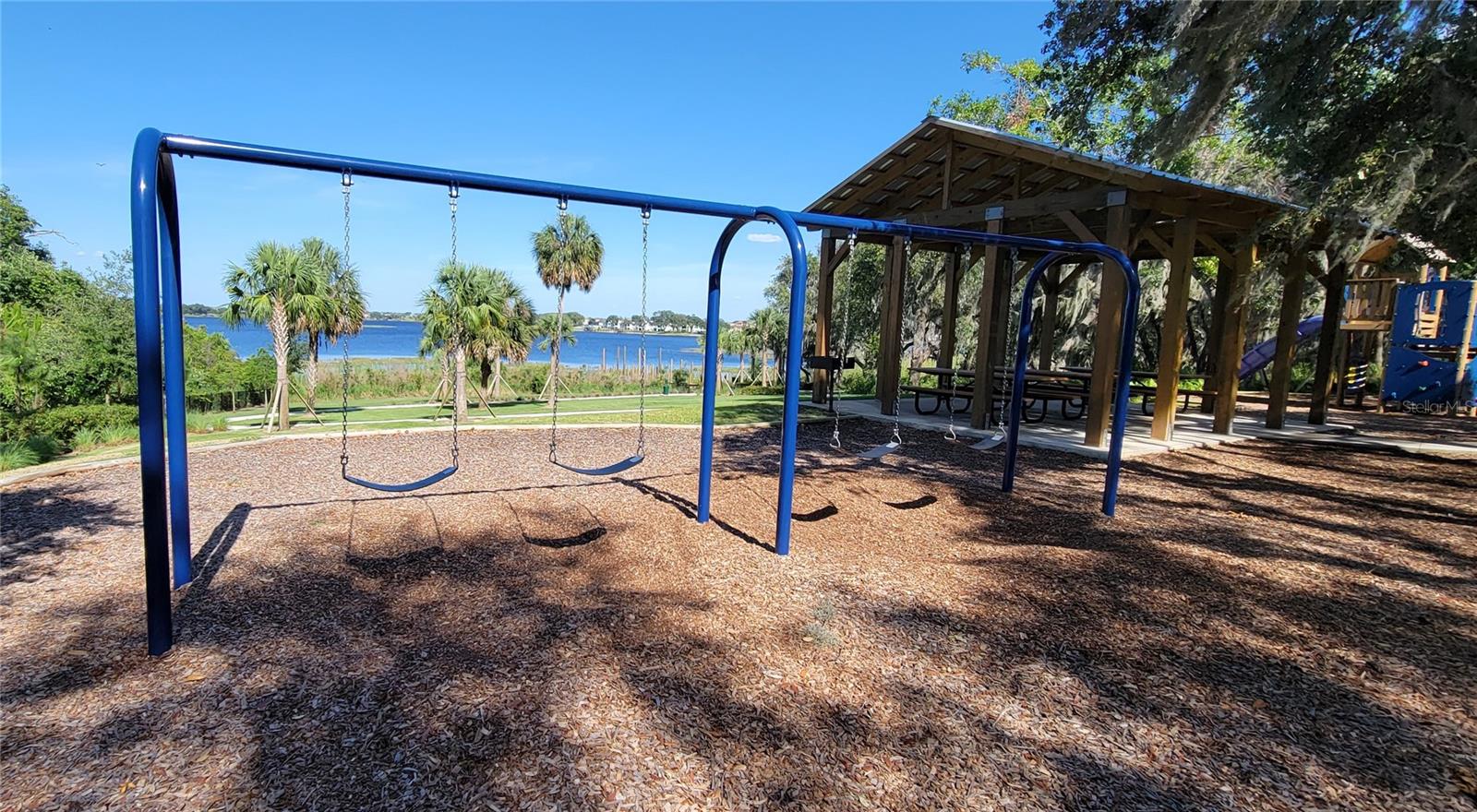 WATERSIDE/JOHNS LK-PH 2B - Residential Lease