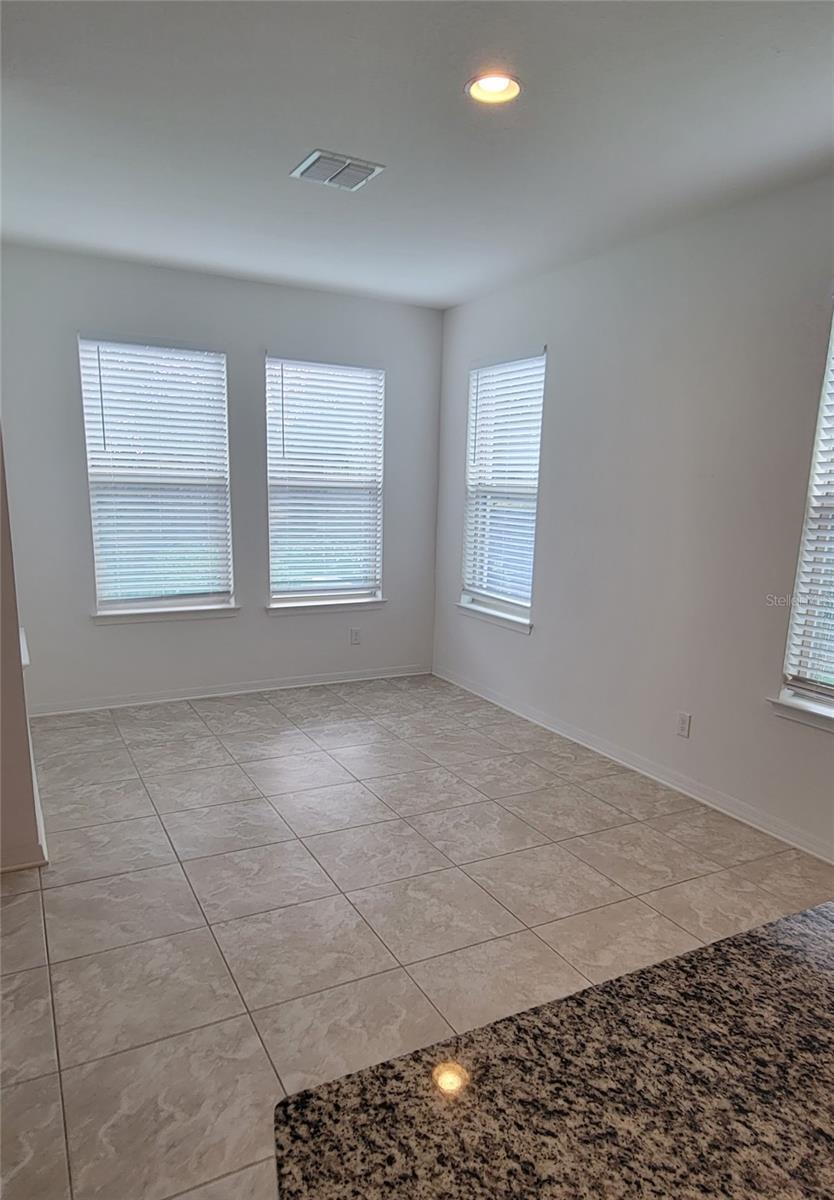 WATERSIDE/JOHNS LK-PH 2B - Residential Lease