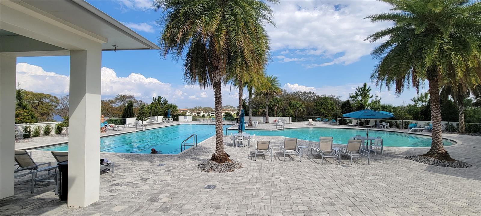 WATERSIDE/JOHNS LK-PH 2B - Residential Lease