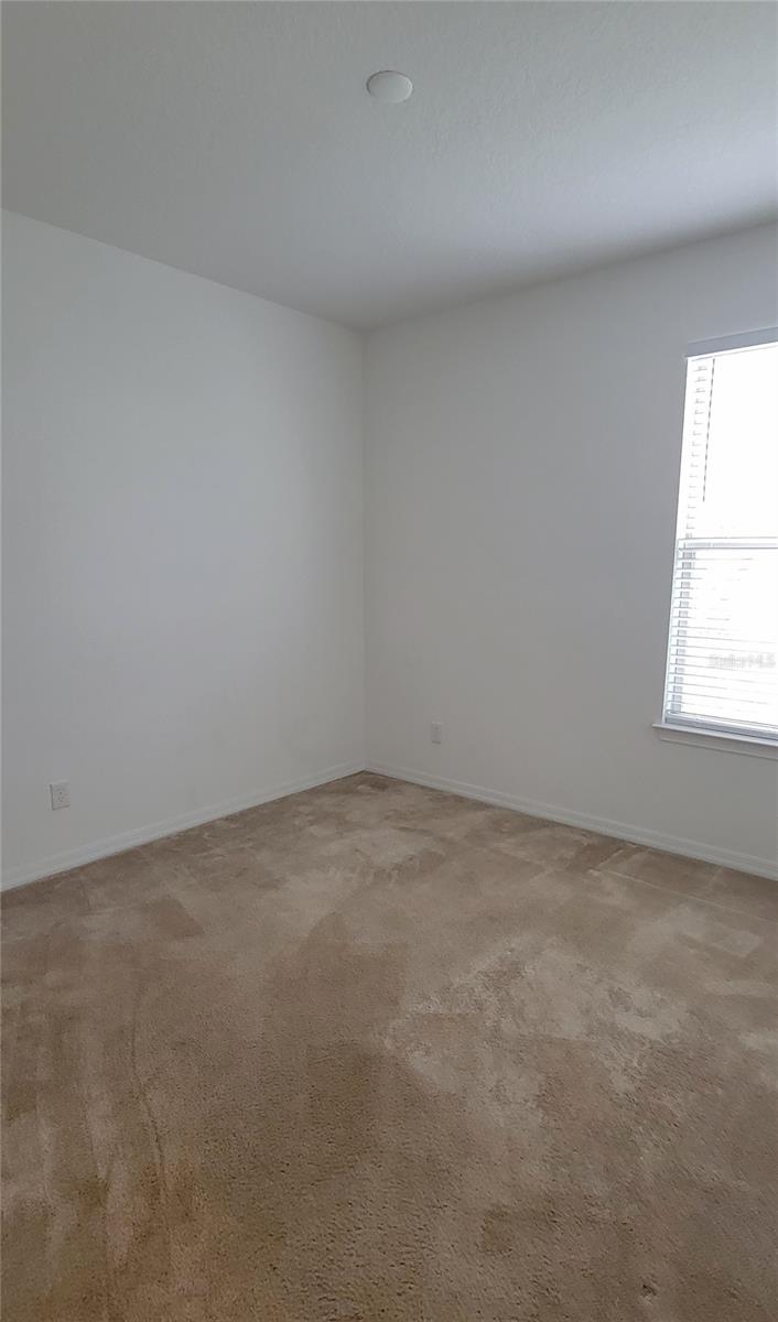 WATERSIDE/JOHNS LK-PH 2B - Residential Lease