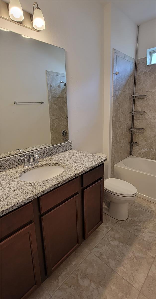 WATERSIDE/JOHNS LK-PH 2B - Residential Lease