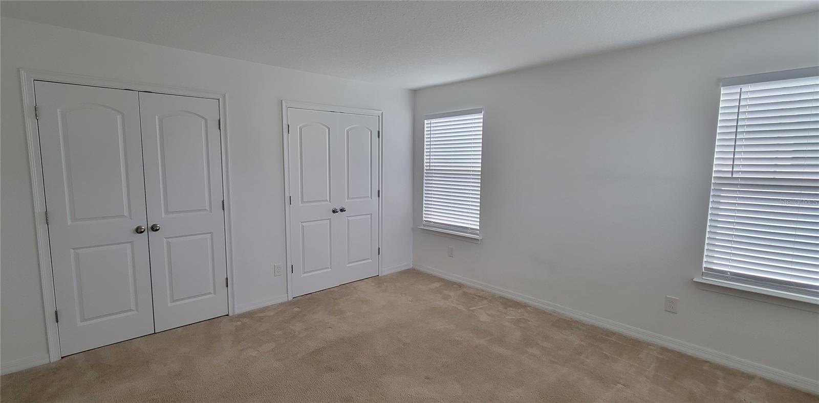 WATERSIDE/JOHNS LK-PH 2B - Residential Lease