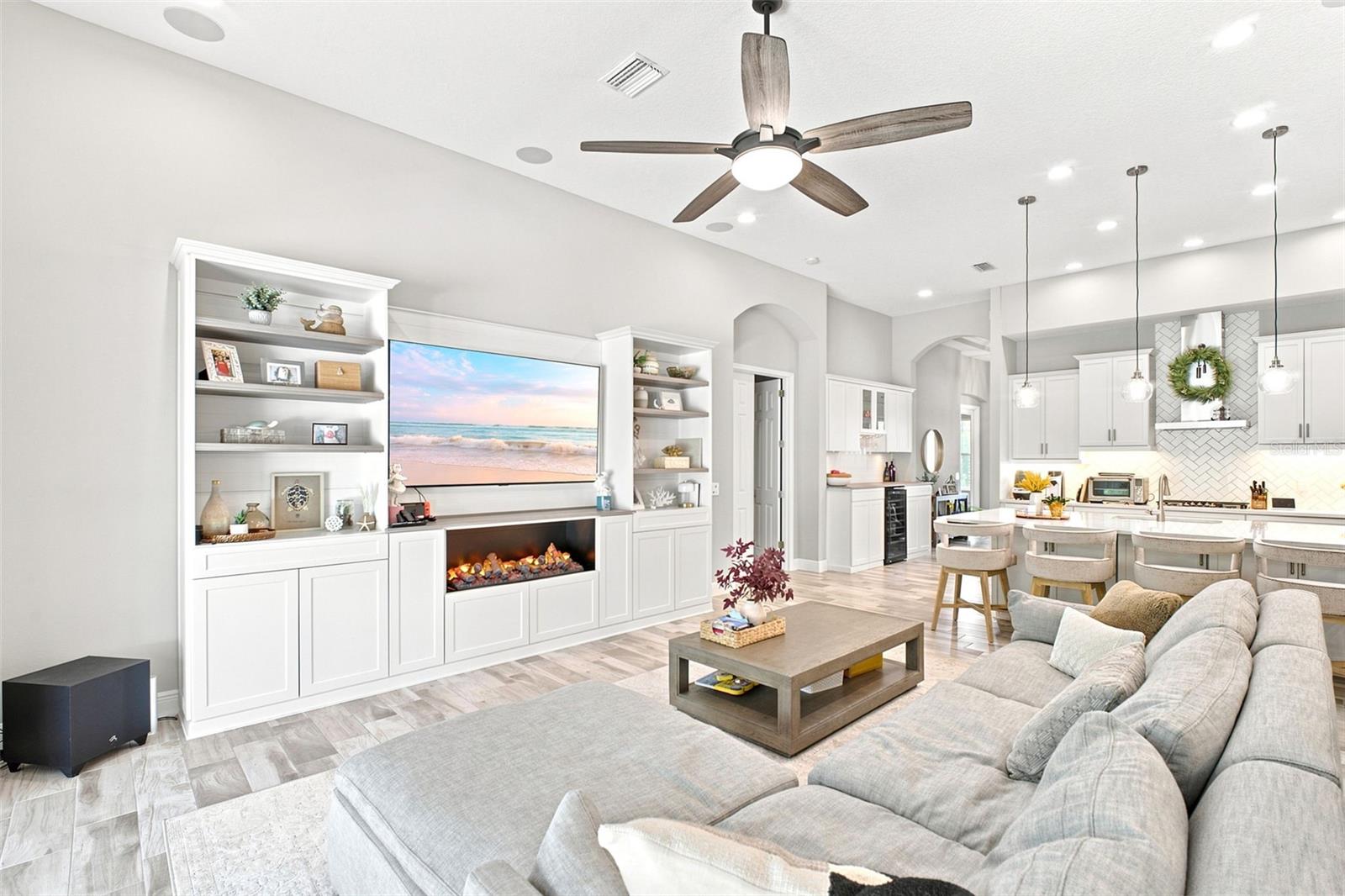 WOODLANDS/LONGLEAF - Residential
