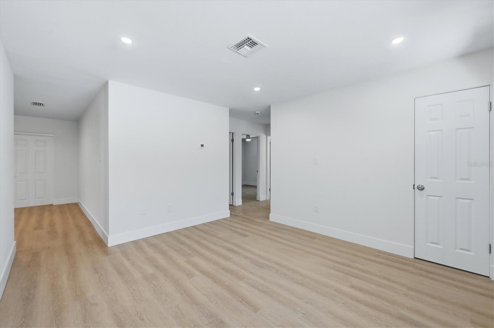VALENCIA TERRACE REV - Residential