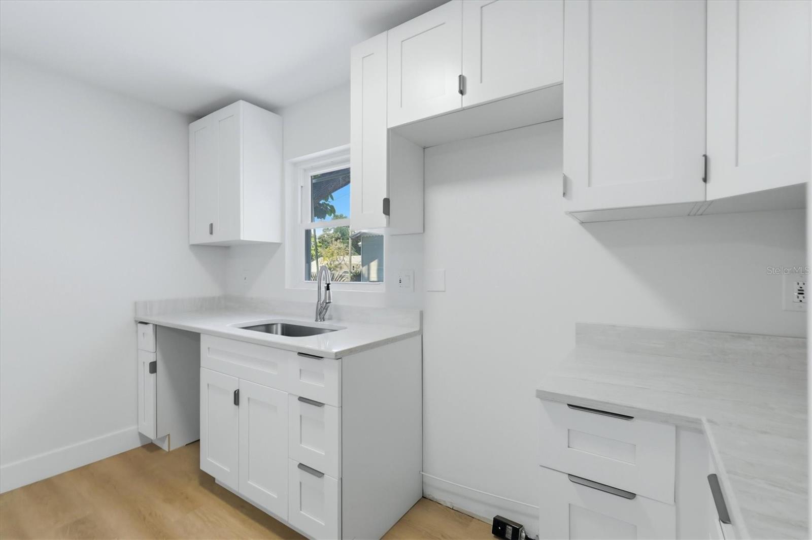 VALENCIA TERRACE REV - Residential