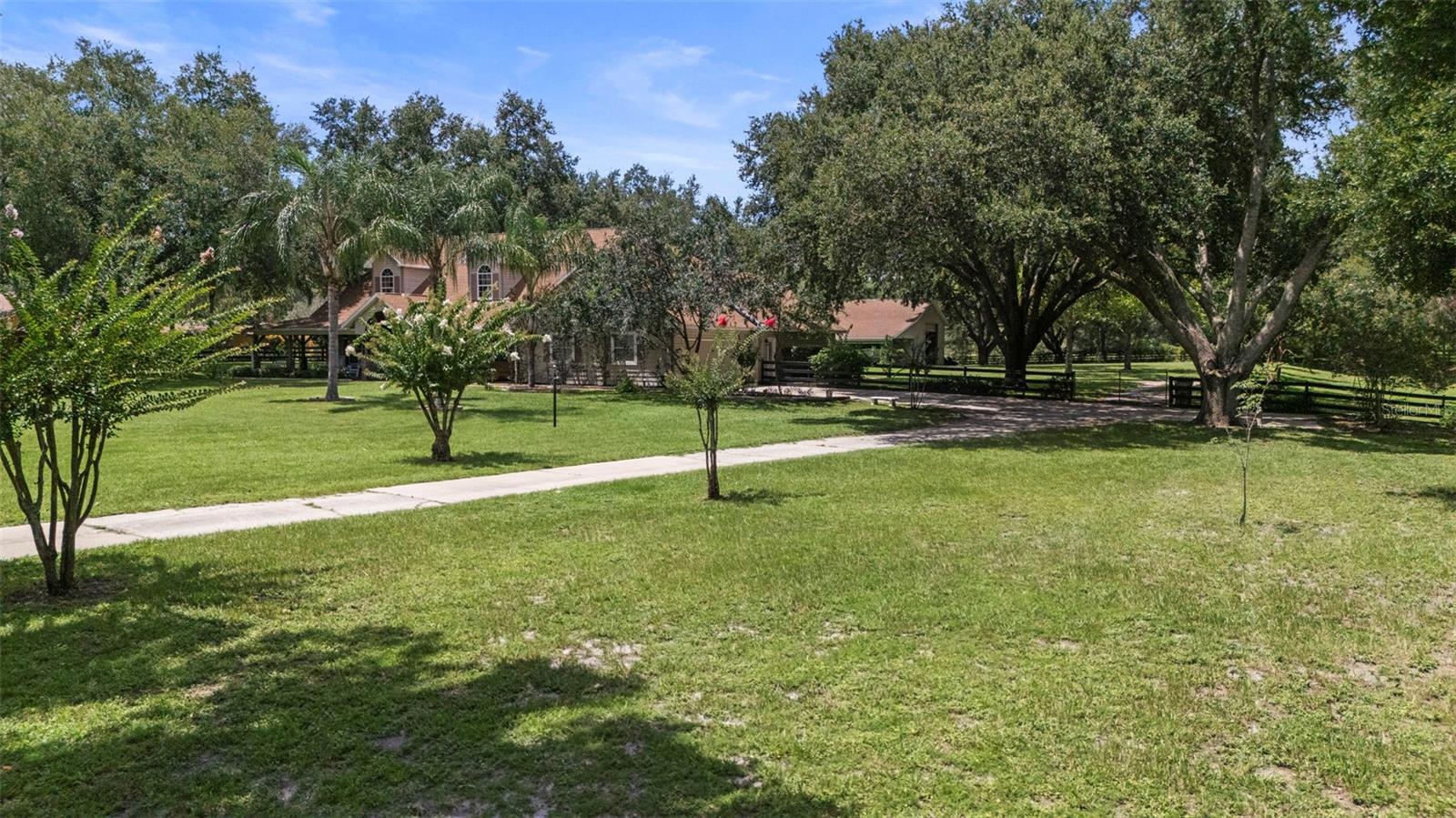 WOLFBRANCH ESTATES - Residential