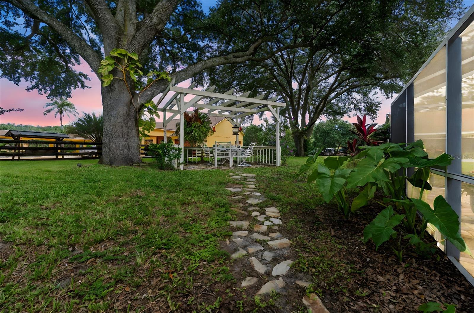 WOLFBRANCH ESTATES - Residential