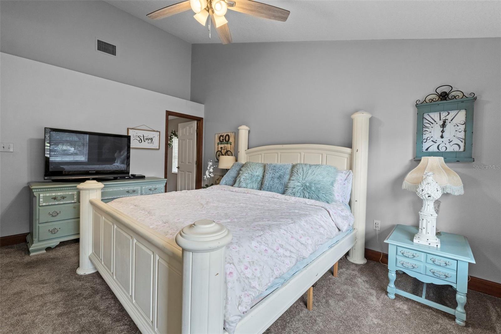 WOLFBRANCH ESTATES - Residential