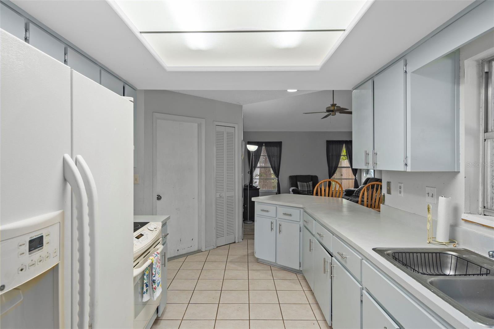 SPRING HILL - Residential