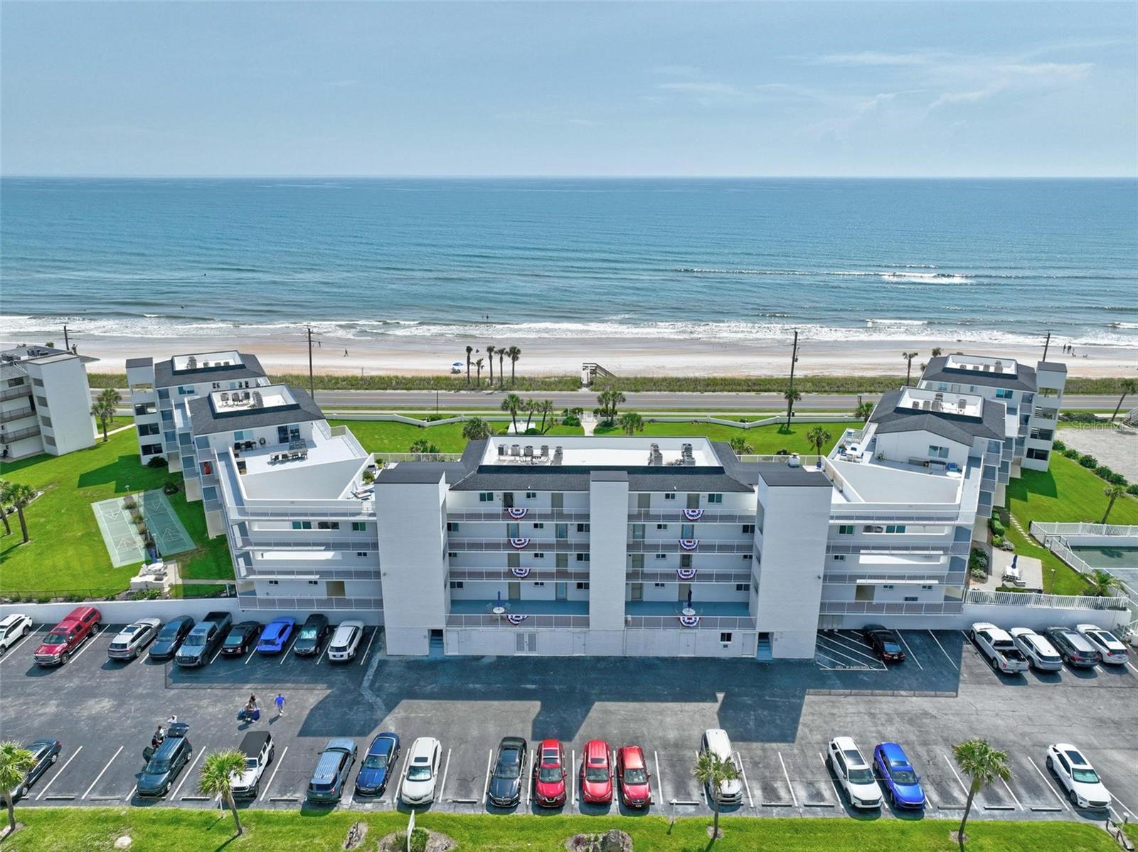 OCEAN BEACH CONDO CLUB II - Residential