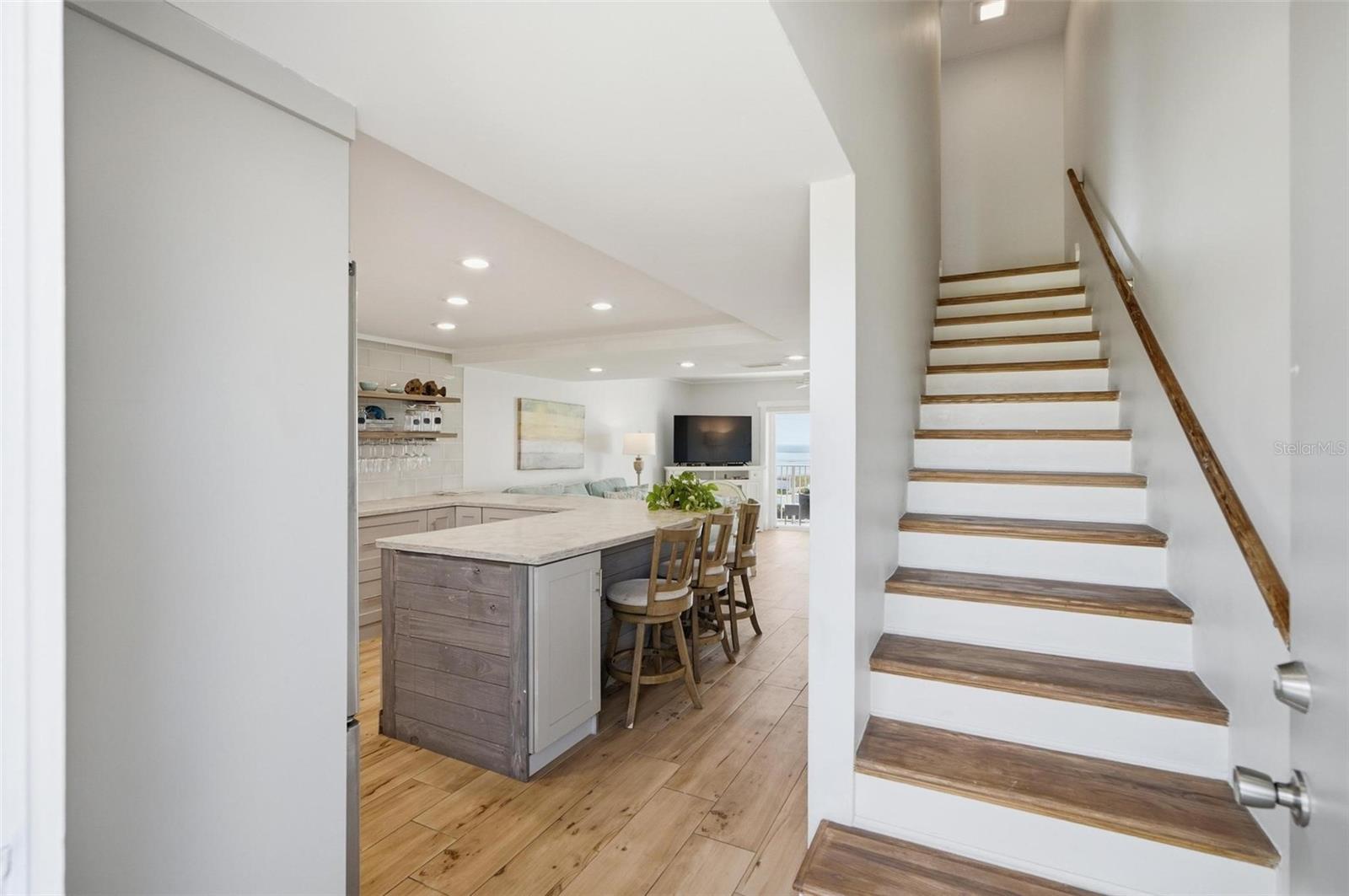 OCEAN BEACH CONDO CLUB II - Residential