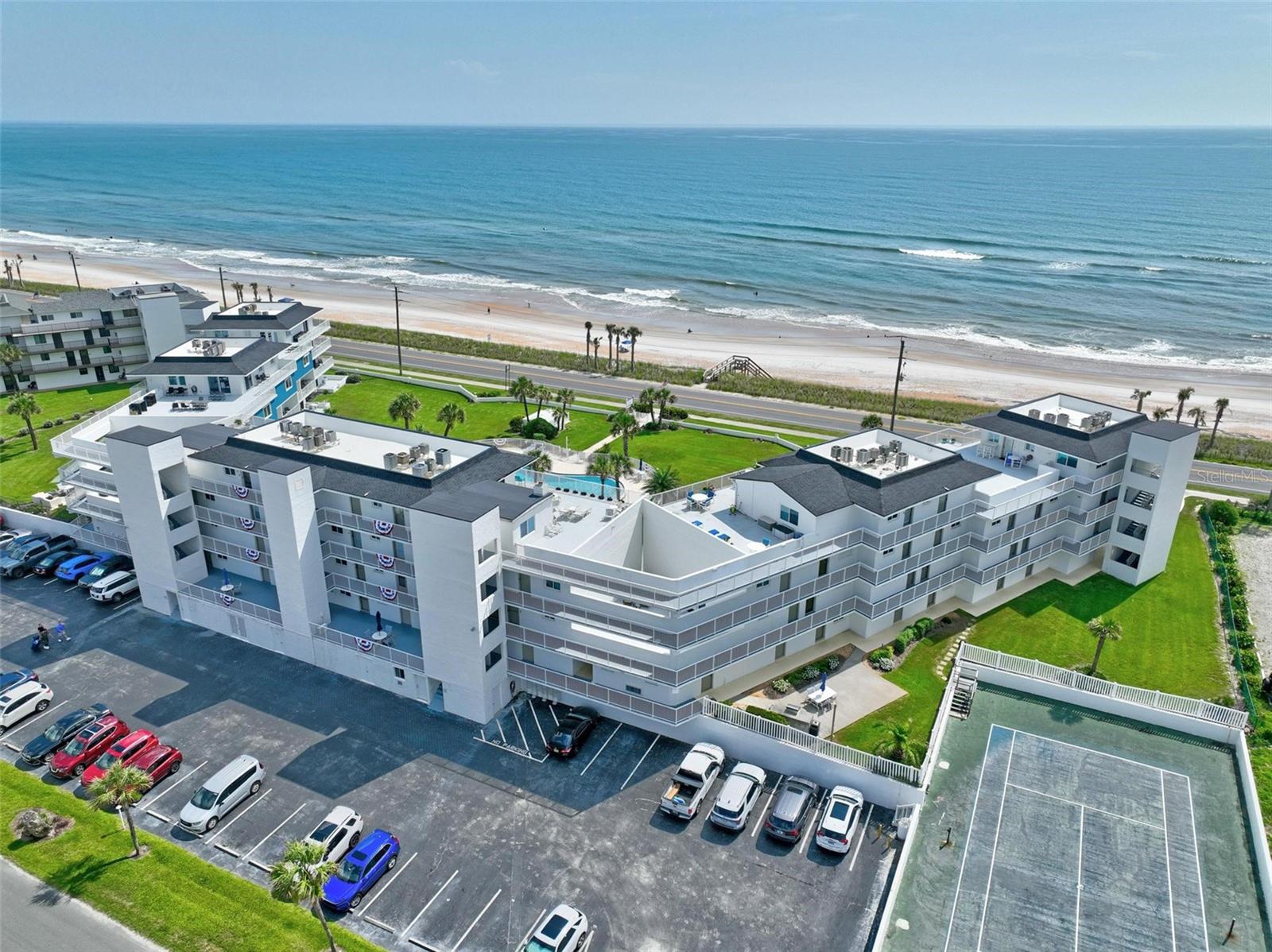 OCEAN BEACH CONDO CLUB II - Residential