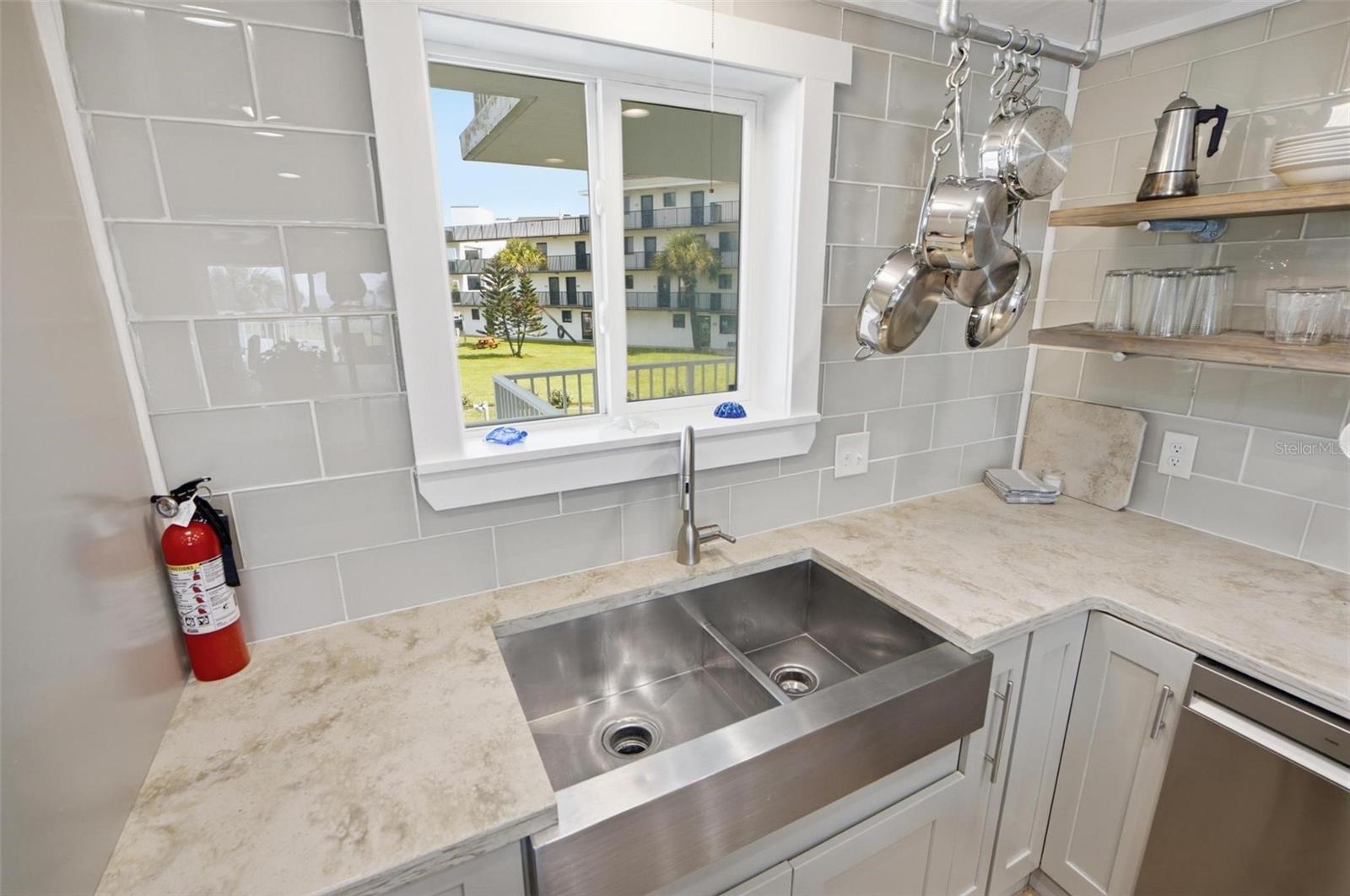 OCEAN BEACH CONDO CLUB II - Residential