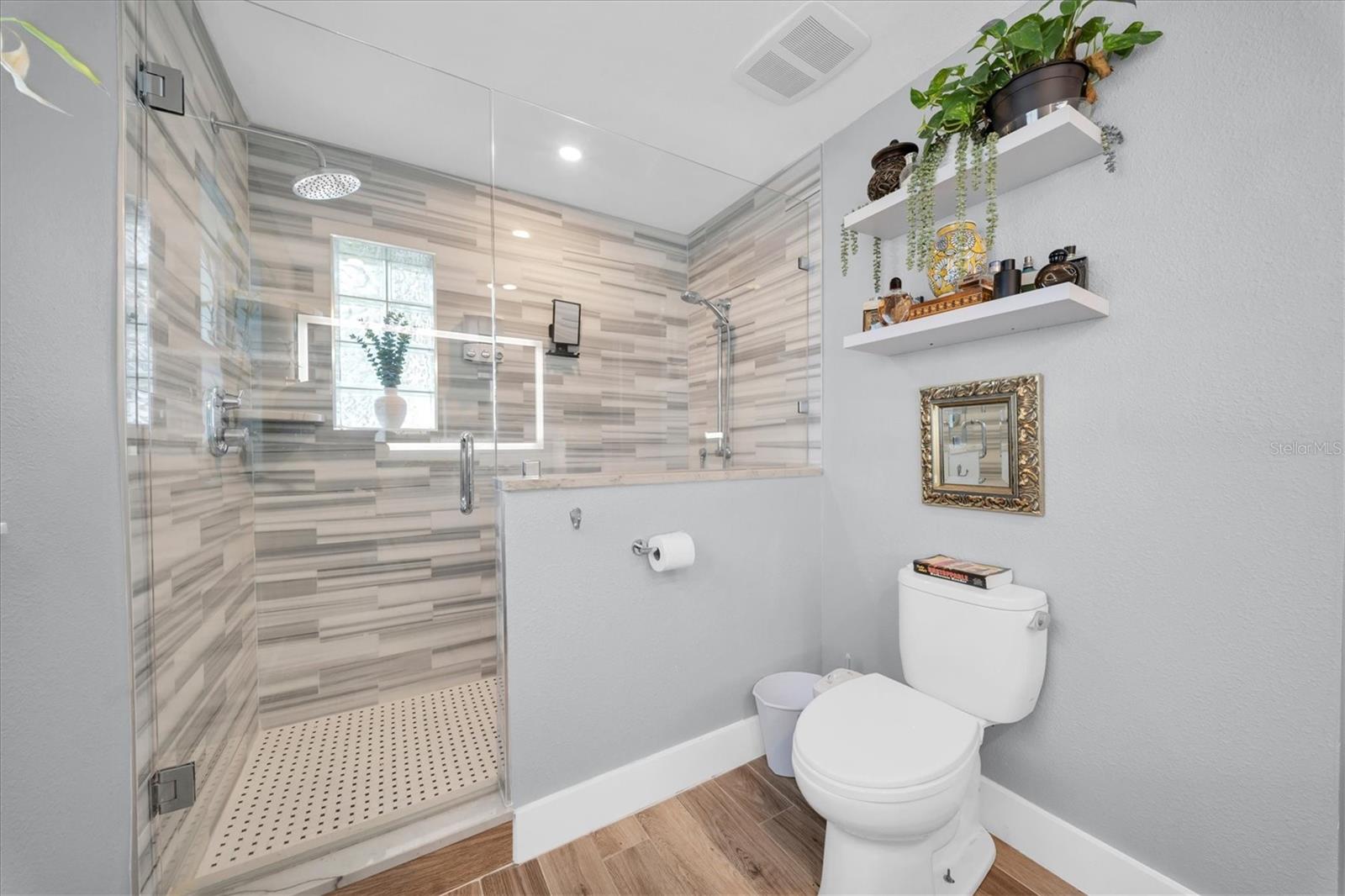 SHORE ACRES VENICE SEC 2ND REP - Residential