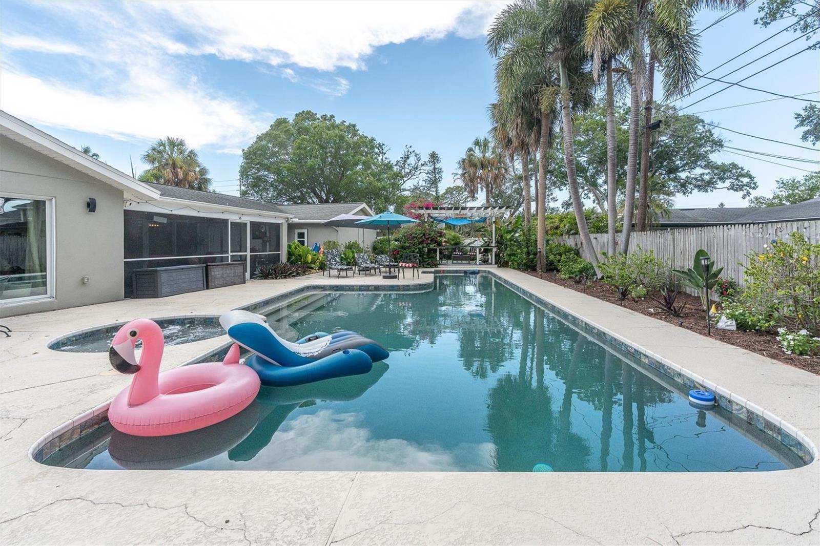 SHORE ACRES VENICE SEC 2ND REP - Residential