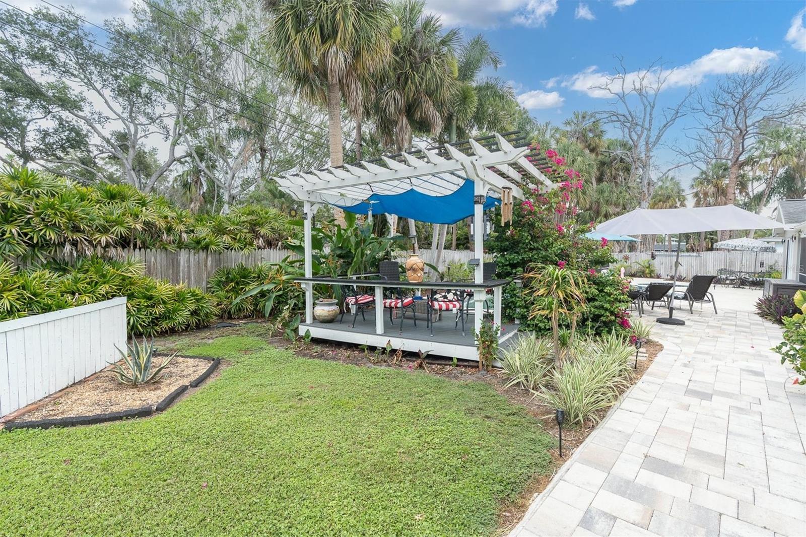 SHORE ACRES VENICE SEC 2ND REP - Residential