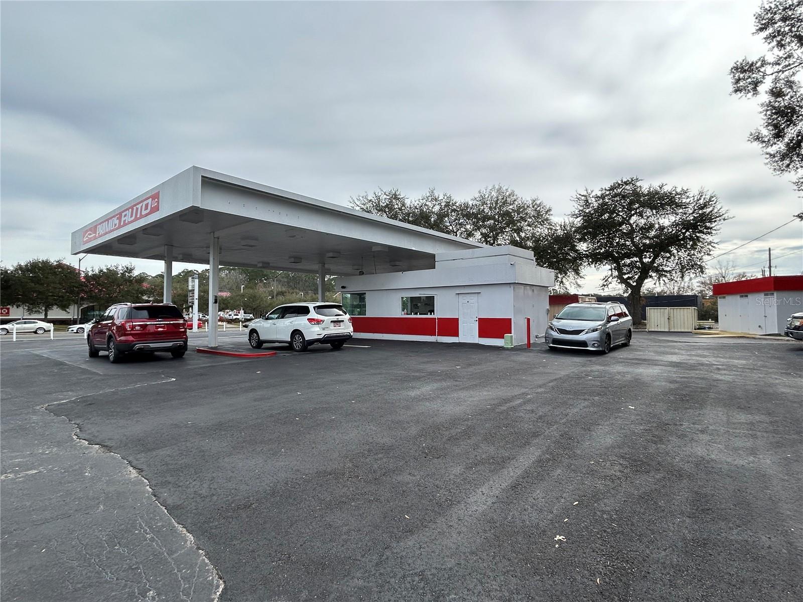 STRINGFELLOWS RPLT-PART - Commercial Sale