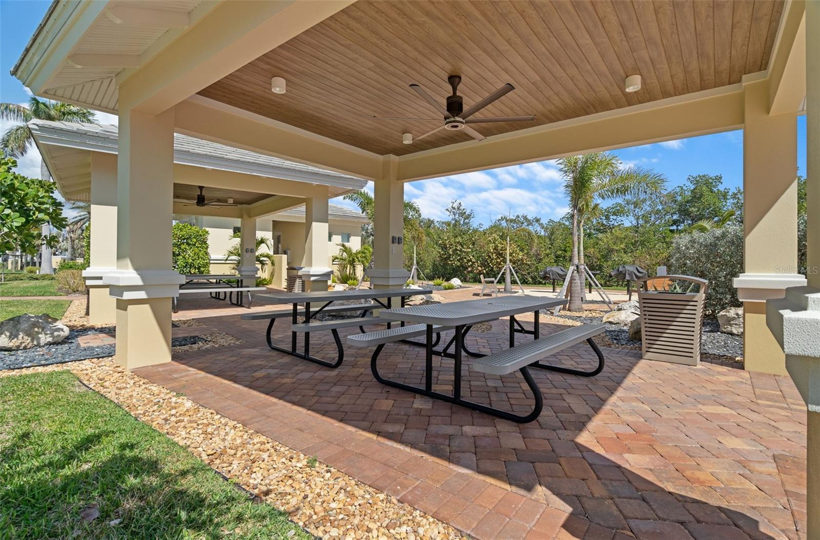 SUNSET POINTE AT - Residential
