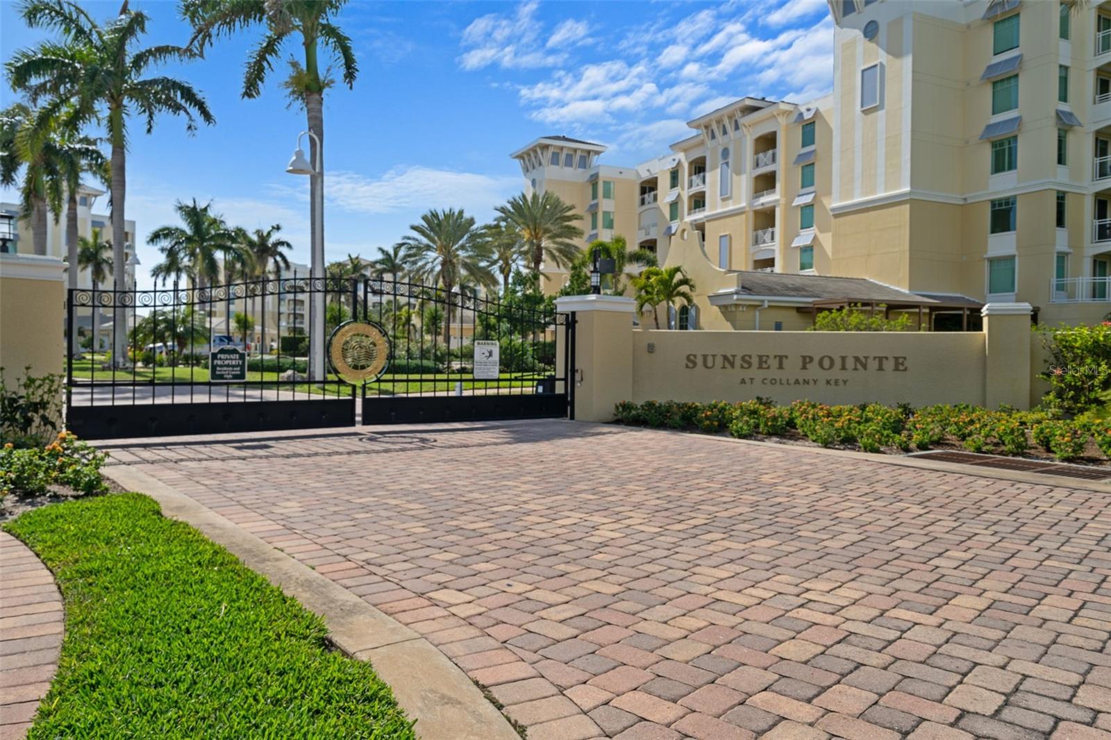 SUNSET POINTE AT - Residential