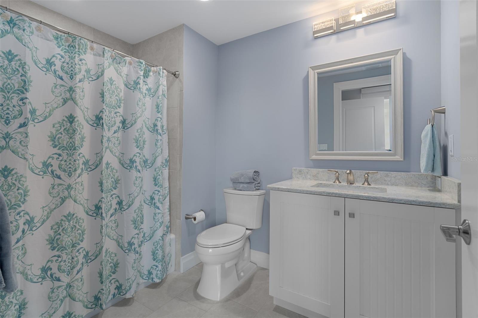 SUNSET POINTE AT - Residential