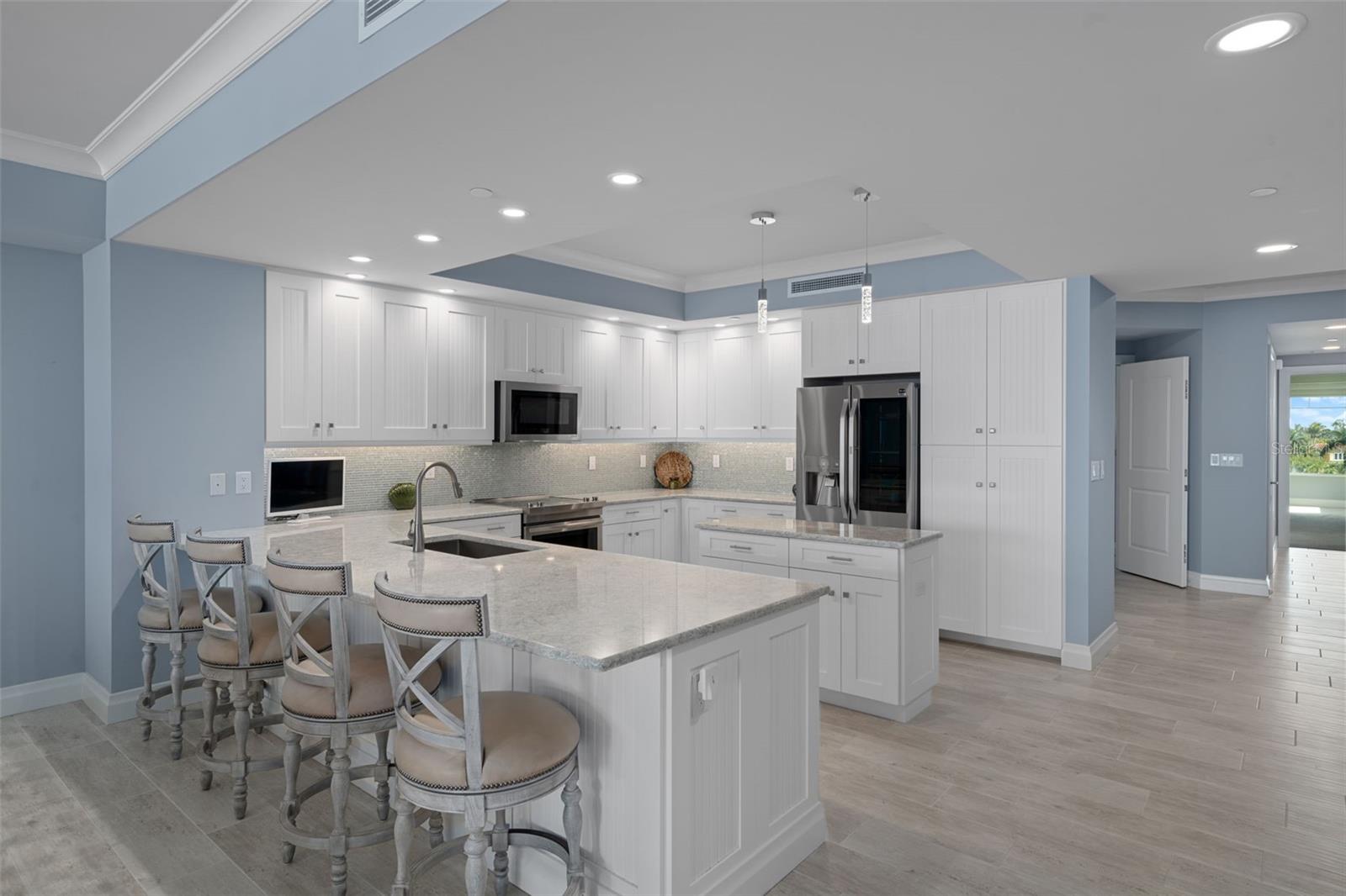 SUNSET POINTE AT - Residential