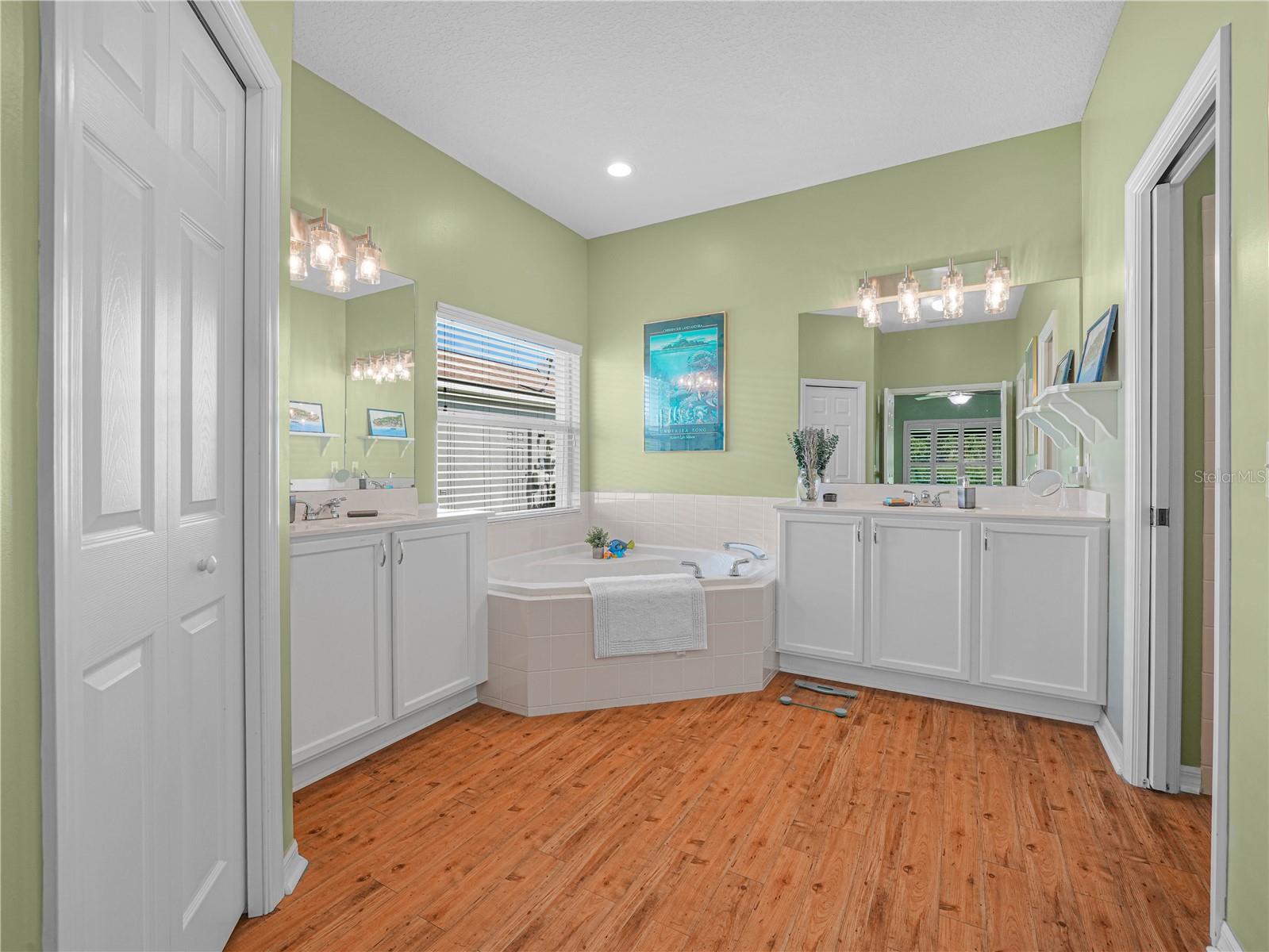 LAKE ASHTON GOLF CLUB PH 01 - Residential