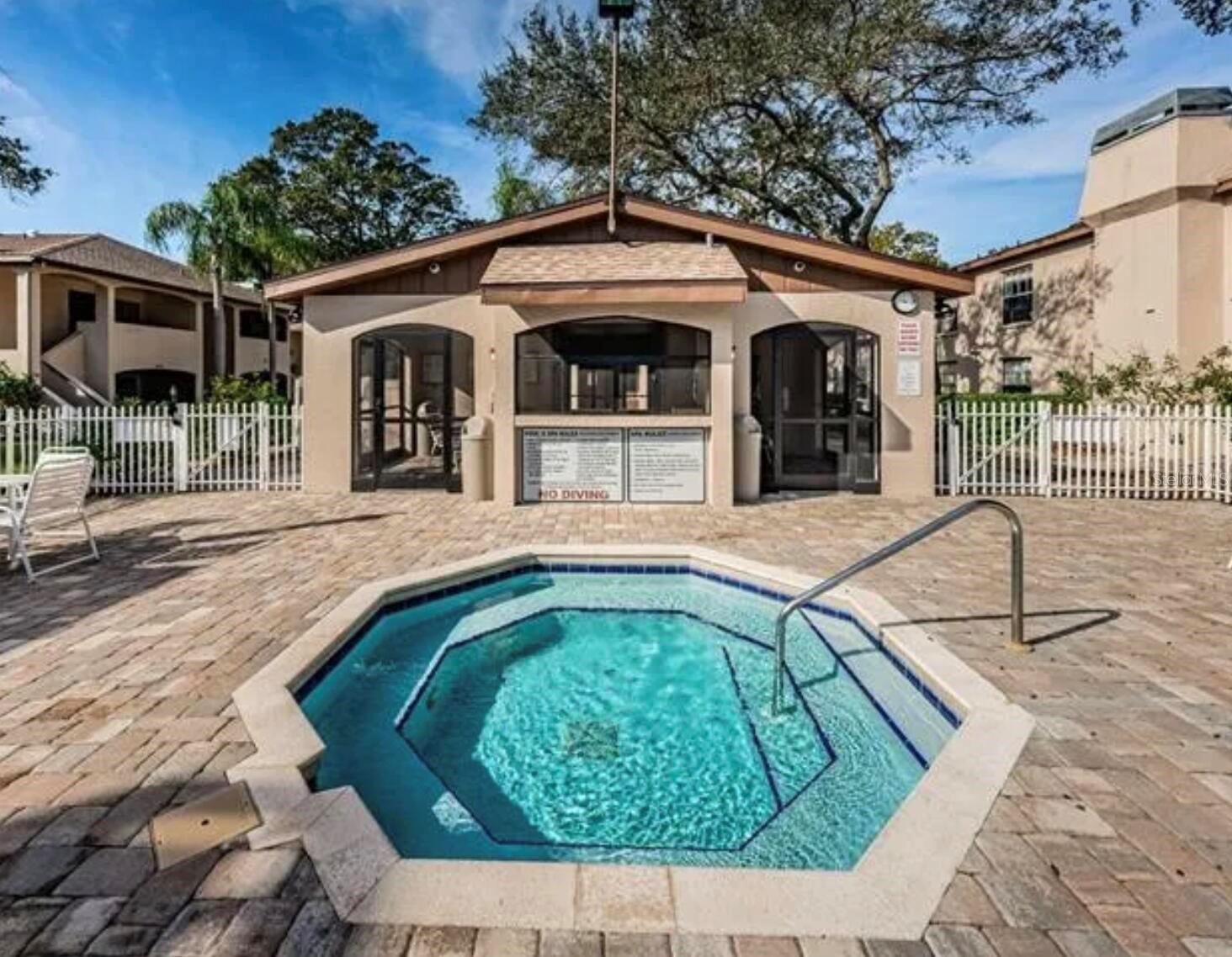 BONAVENTURE CONDO - Residential