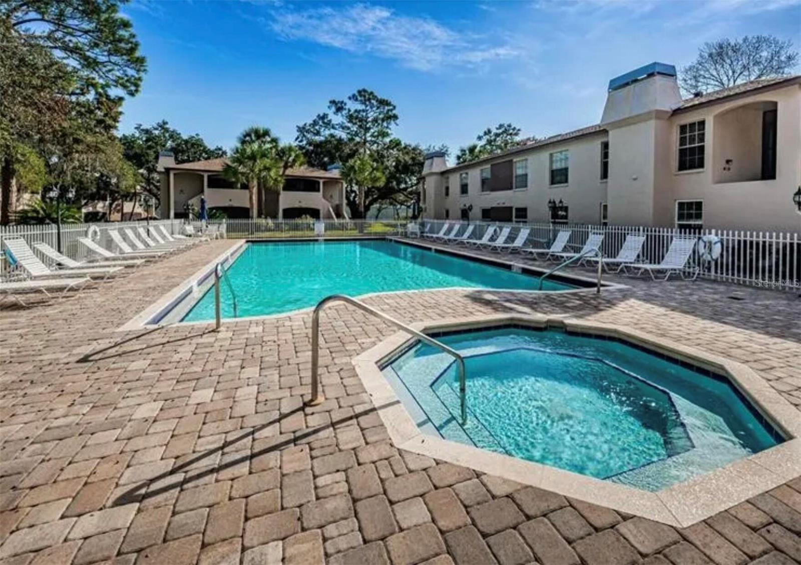 BONAVENTURE CONDO - Residential