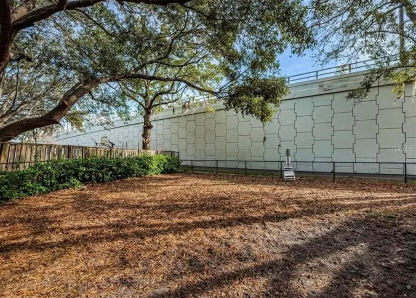 BONAVENTURE CONDO - Residential