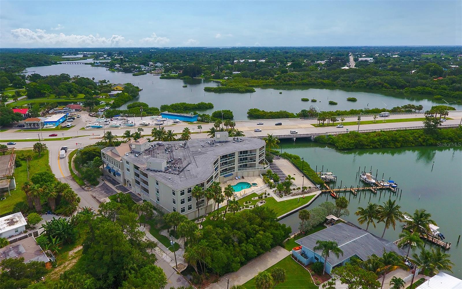 THE HARBOR VILLAS AT DONA BAY - Residential