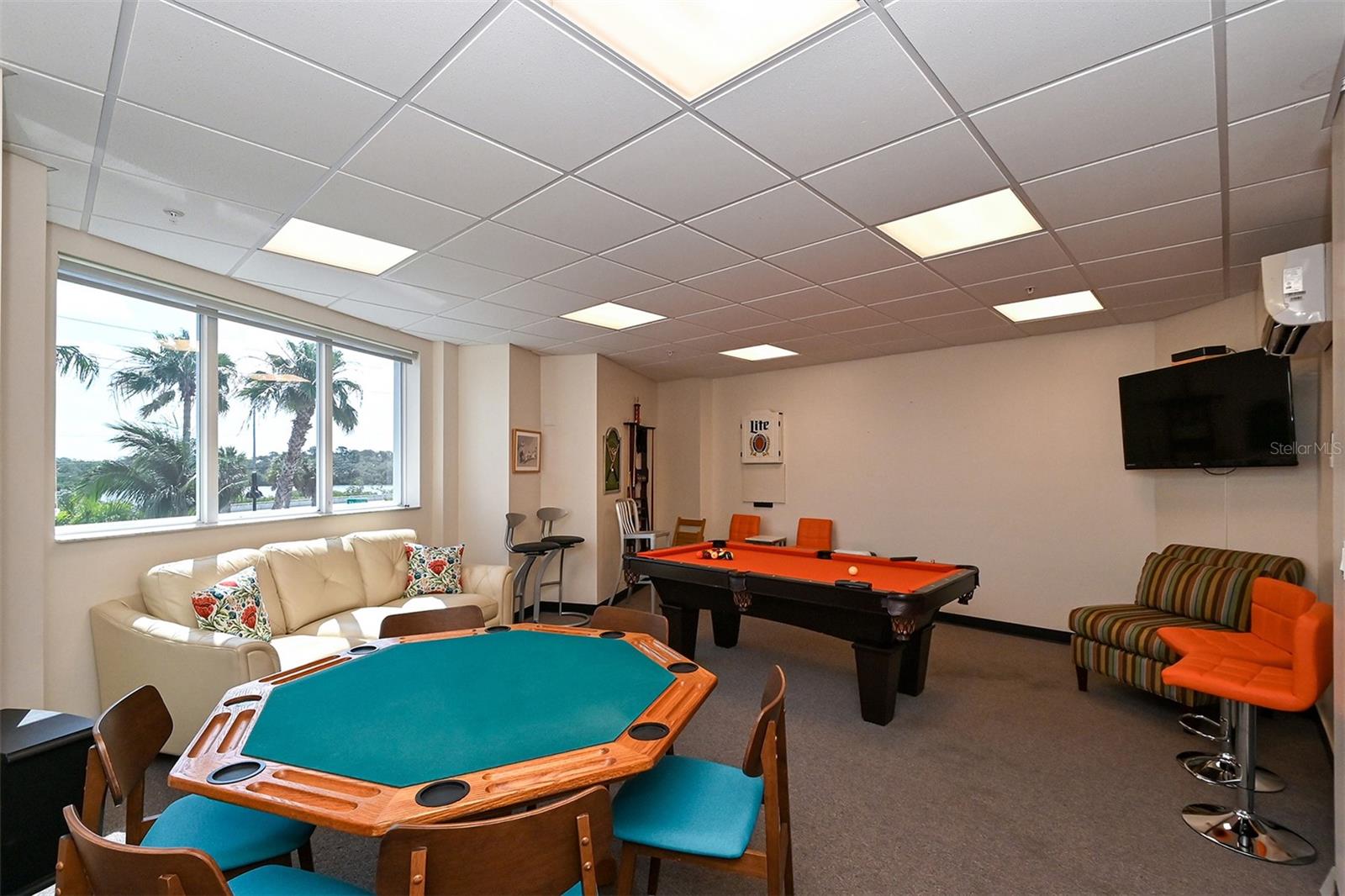THE HARBOR VILLAS AT DONA BAY - Residential