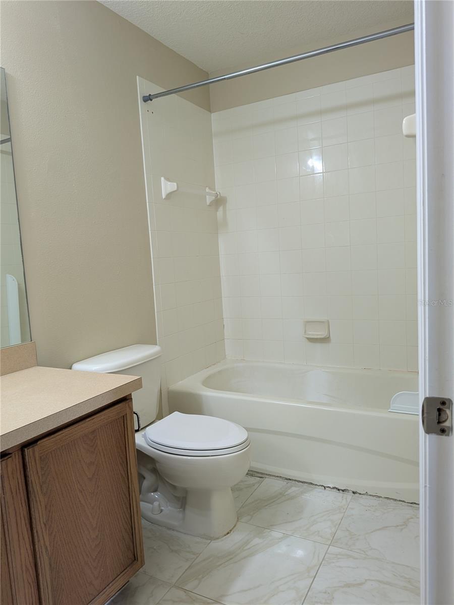 LIVE OAK PRESERVE PH 1E VILLAGE - Residential Lease