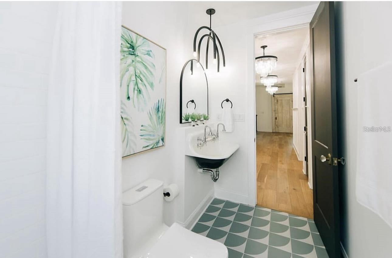 PALMA CEIA PARK - Residential Lease