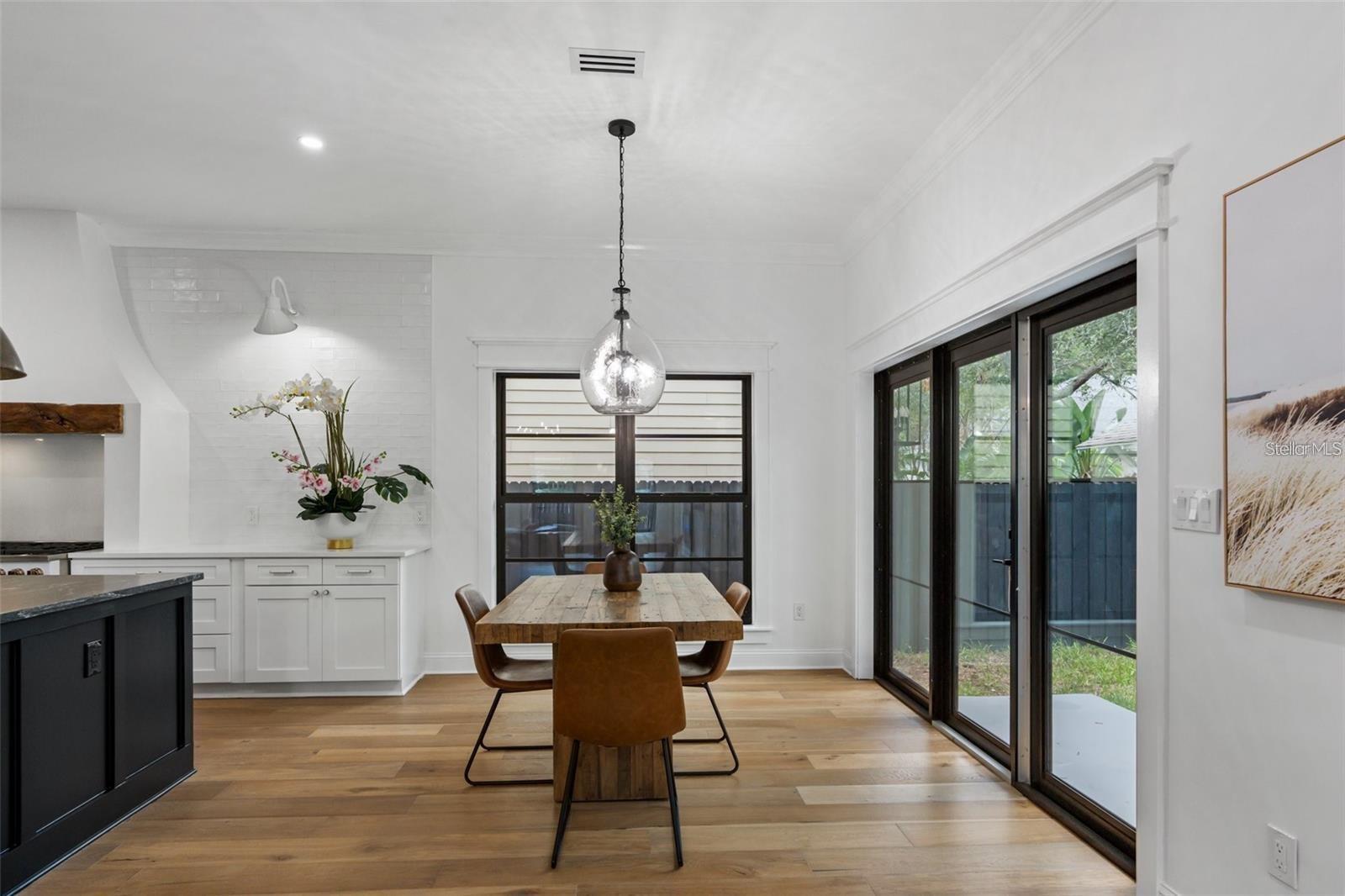 PALMA CEIA PARK - Residential Lease