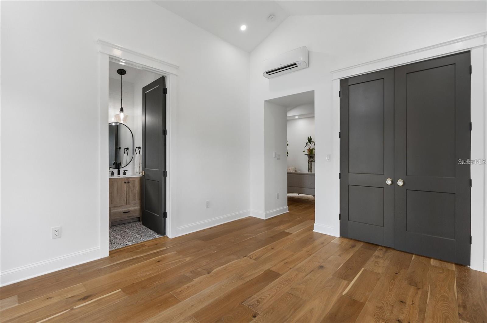PALMA CEIA PARK - Residential Lease
