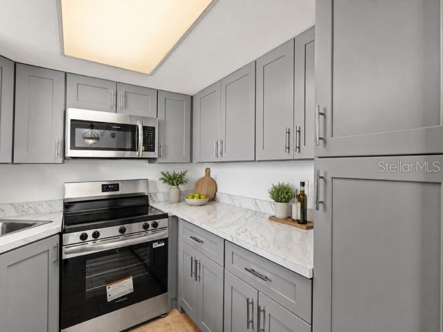 HARBOR VILLAS CONDO PH 01 - Residential